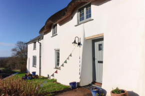 Cobb Cottage - HiddenDevon